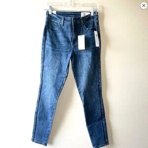 Classic Ankle-Length Blue Denim Jeans